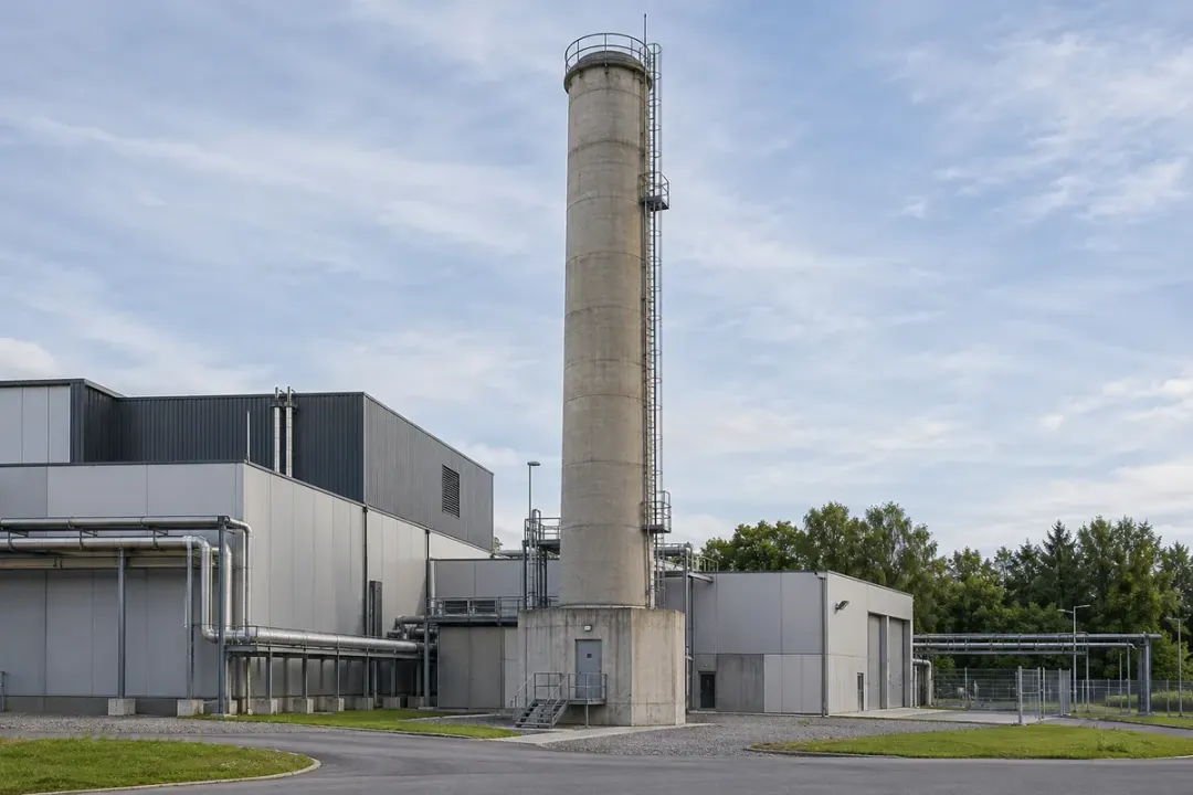 Industrial chimney and its accessible external base structure.